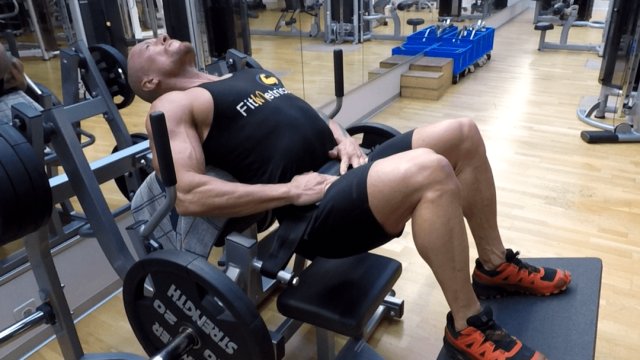 Machine à hip thrust
