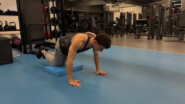 Pompe sur les genoux