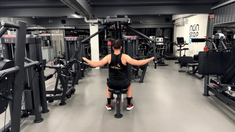 Image Écarté inversé à la machine