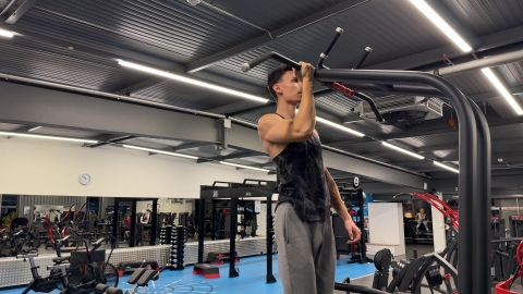 Image Trazione a un braccio assistita alla macchina